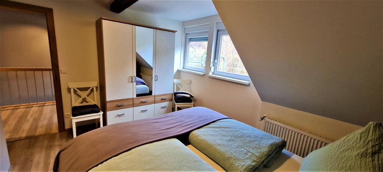 Ferienwohnung Am Fluss Klotten Exterior foto