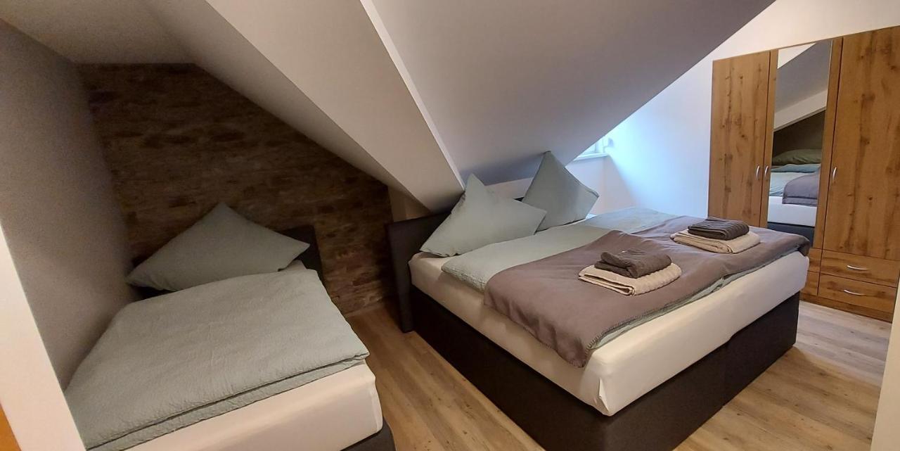 Ferienwohnung Am Fluss Klotten Exterior foto